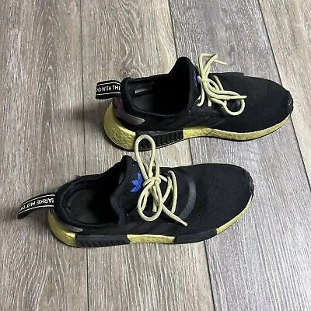 Adidas Originals NMD_R1 Core Black Pulse Yellow Shoes GW6018 Youth US Size 4